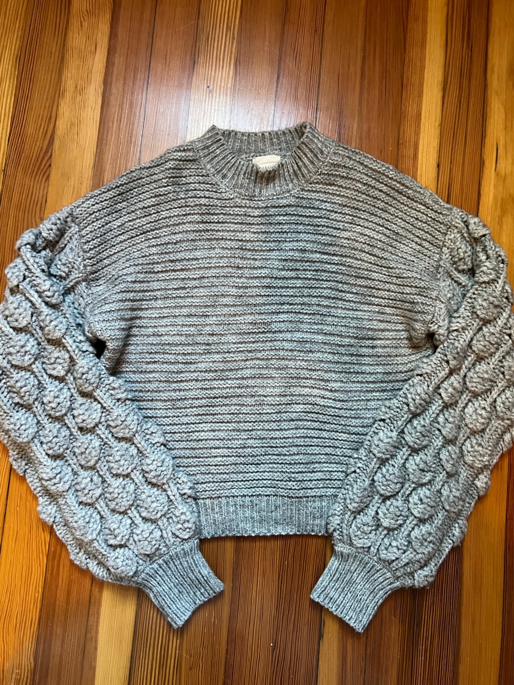 Francescas Harper Heritage Gray Bubble Sleeve Textured Crewneck Sweater
